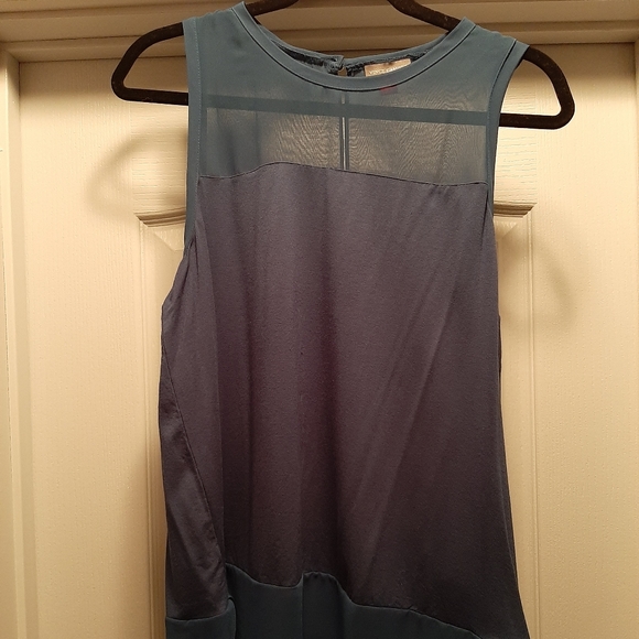 Sleeveless top - Picture 3 of 4